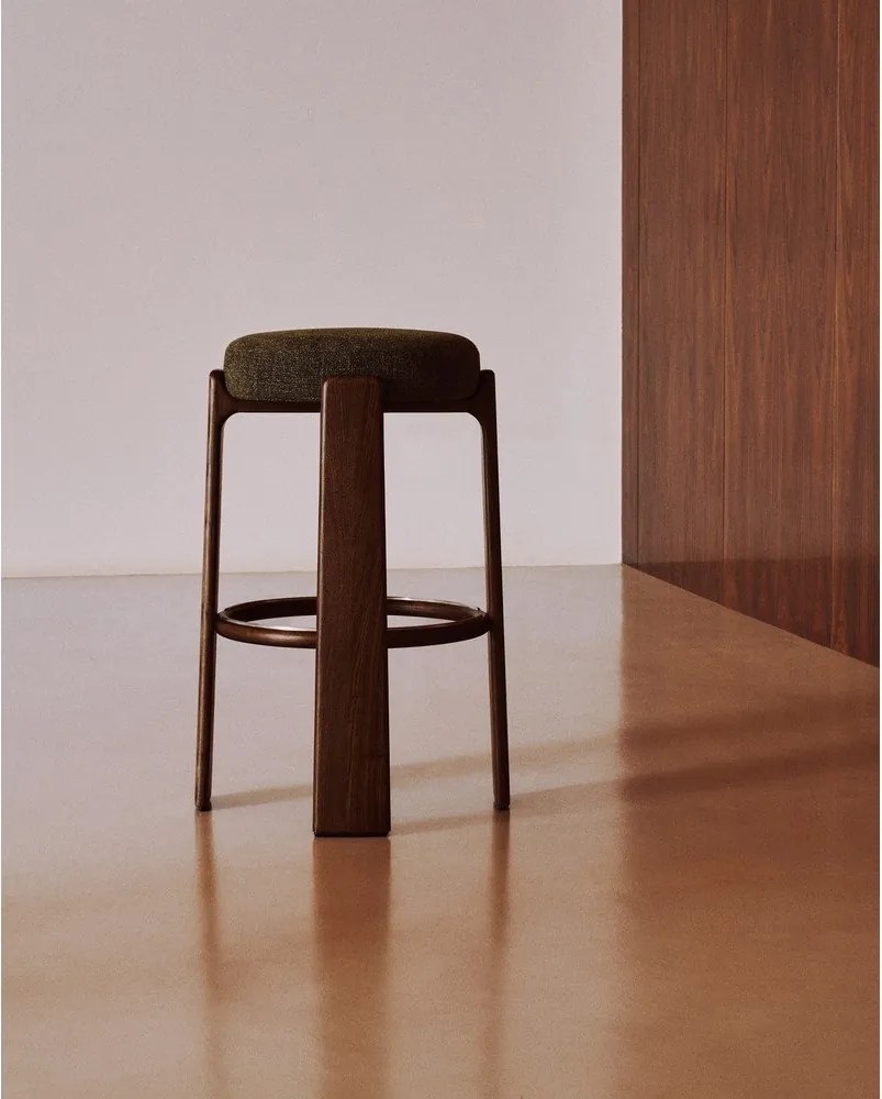 Hoker w kolorze zielono-ciemnonaturalnym z litego drewna jesionowego (wysokość siedziska 75 cm) Granite – Kave Home