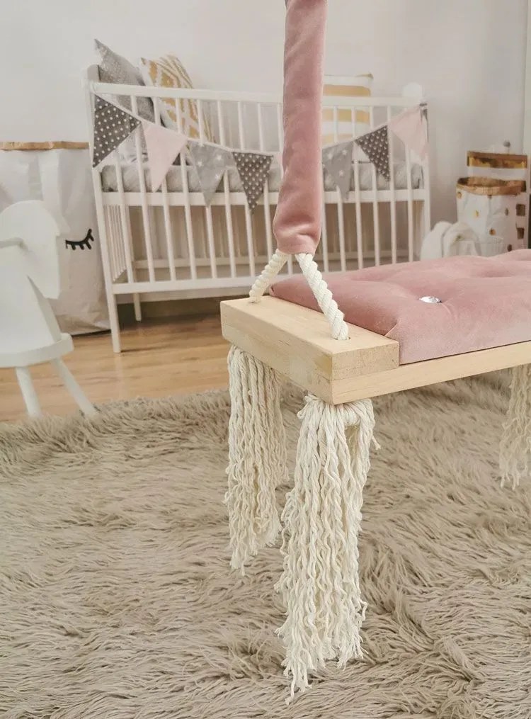 Różowa dziecięca huśtawka dla dziewczynki z kryształkami R1-G61