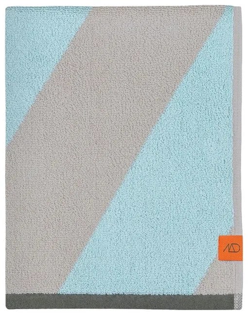 Miętowy ręcznik z bawełny organicznej frotte 50x90 cm Diagonal – Mette Ditmer Denmark