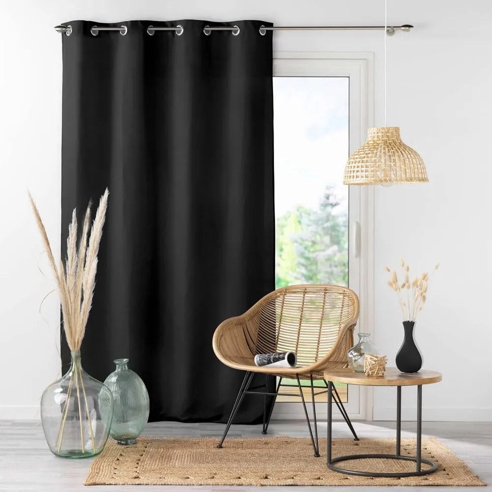 Czarna zasłona z mikrowłókna 140x280 cm Absolu – douceur d'intérieur