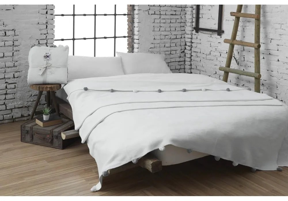 Kremowa polarowa narzuta 150x200 cm Pom Pom – Mijolnir