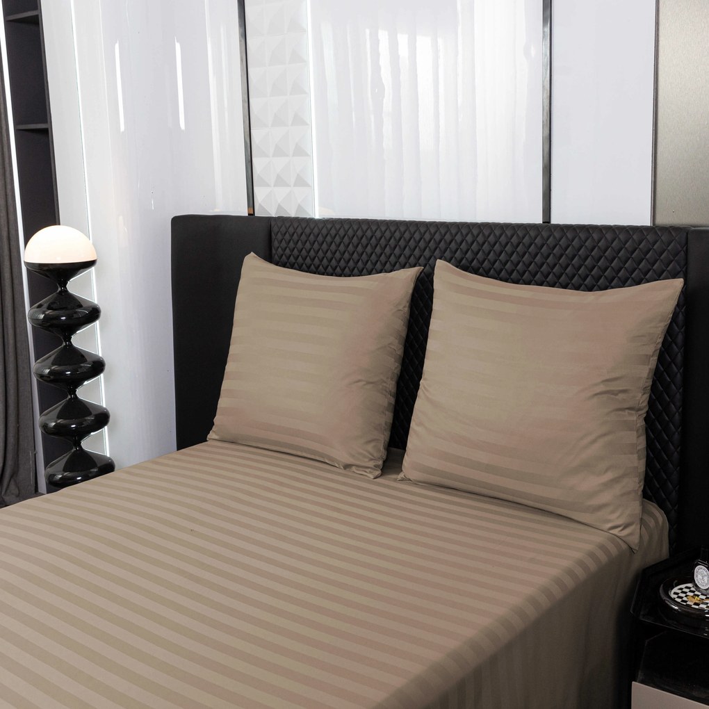 PrzytulneMieszkanie.pl PrzytulneMieszkanie.pl Hotelowa pościel z mikrowłókna JASMINE beżowa - pasek 2 cm, kieszeń hotelowa Rozmiar pościeli: 70 x 90 cm | 140 x 220 cm