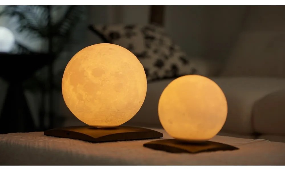 Ciemnobrązowa lampa stołowa LED z litego drewna orzechowego (wysokość 19,5 cm) Smart LunaSpin – Gingko