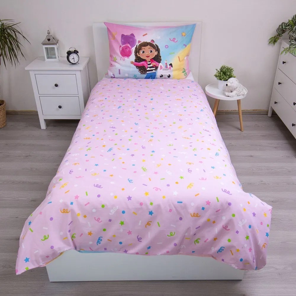 Różowa bawełniana pościel dziecięca jednoosobowa 140x200 cm Gabby's Dollhouse "Rainbow" – Jerry Fabrics
