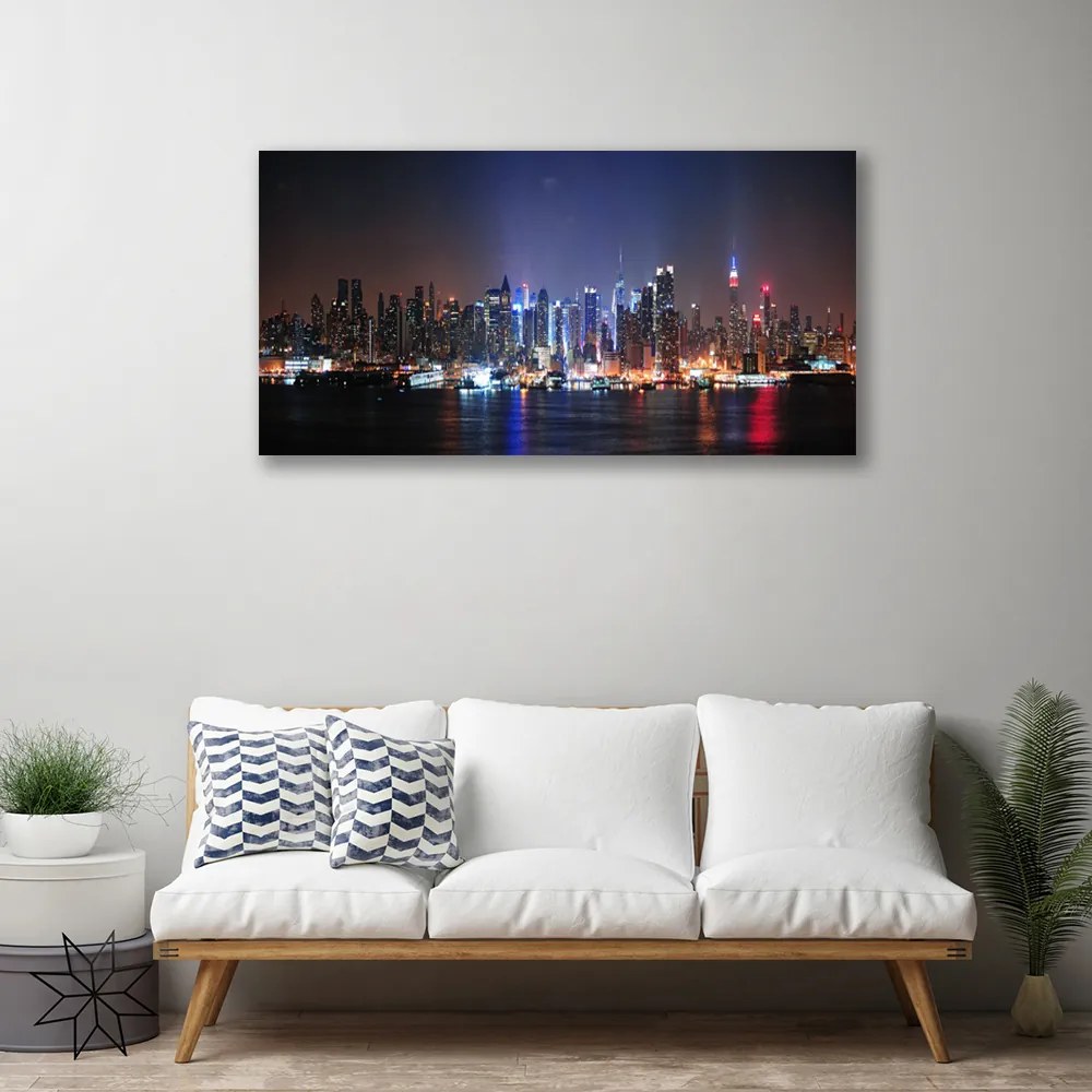 Zdjęcie na płótnie Miasto nad Brzegiem Kanału