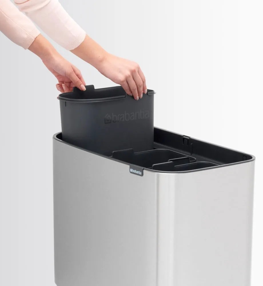 Stalowy kosz na śmieci do segregacji odpadów otwierany na dotyk w kolorze matowego srebra 33 l Bo Touch Bin – Brabantia
