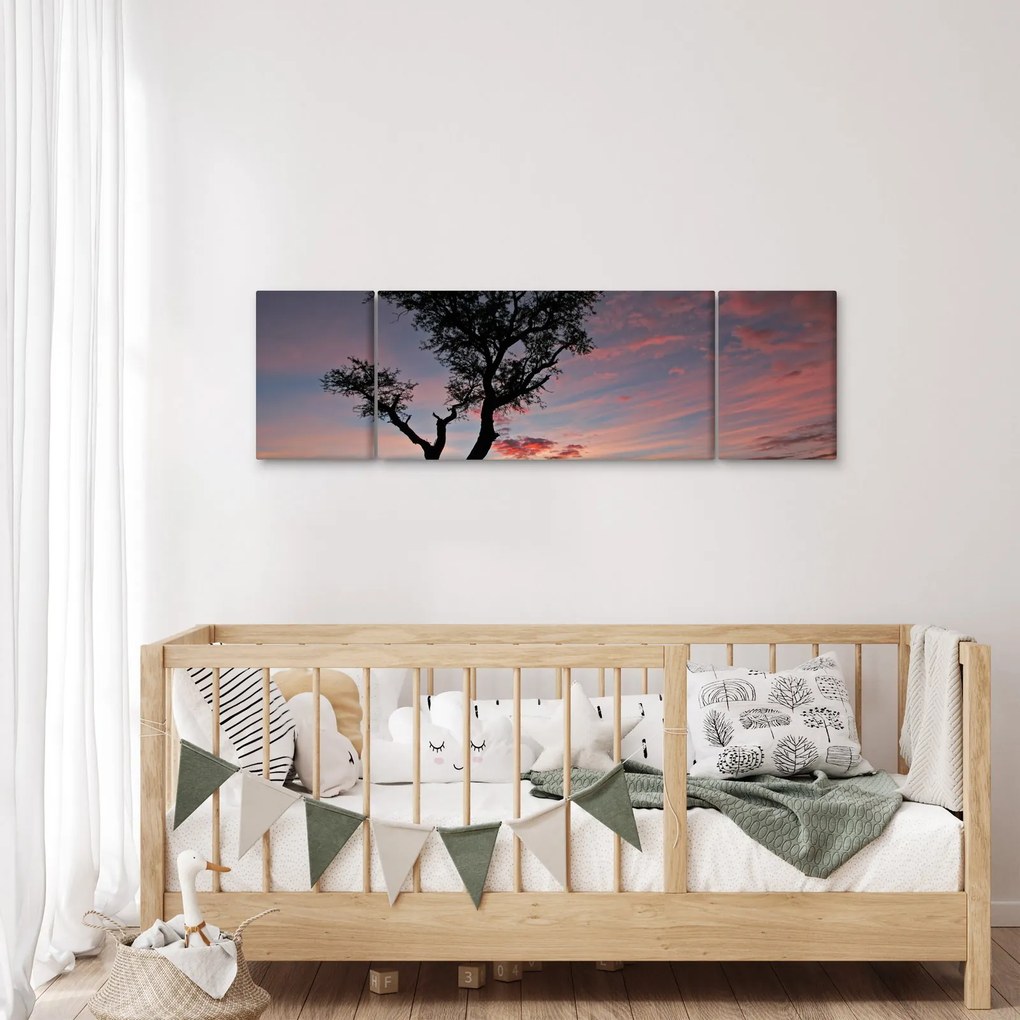 Obraz - Drzewo i czerwonawe odcienie (170x50 cm)
