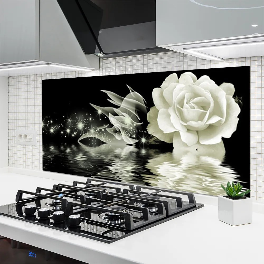 Szkło Ozdobne do Kuchni Czerwona Róża W Kroplach Deszczu