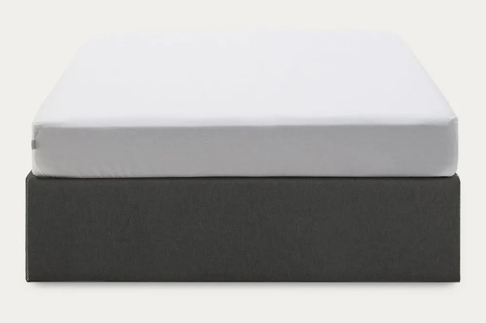 Czarne tapicerowane łóżko dwuosobowe ze schowkiem/bez zagłówka 140x190 cm Matters – Kave Home