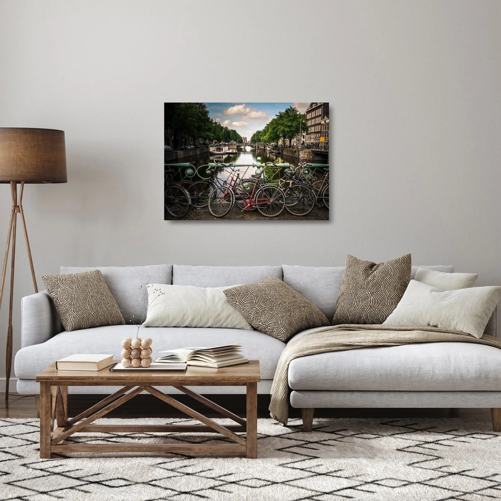 Obraz na szkle - rower w mieście (70x50 cm)
