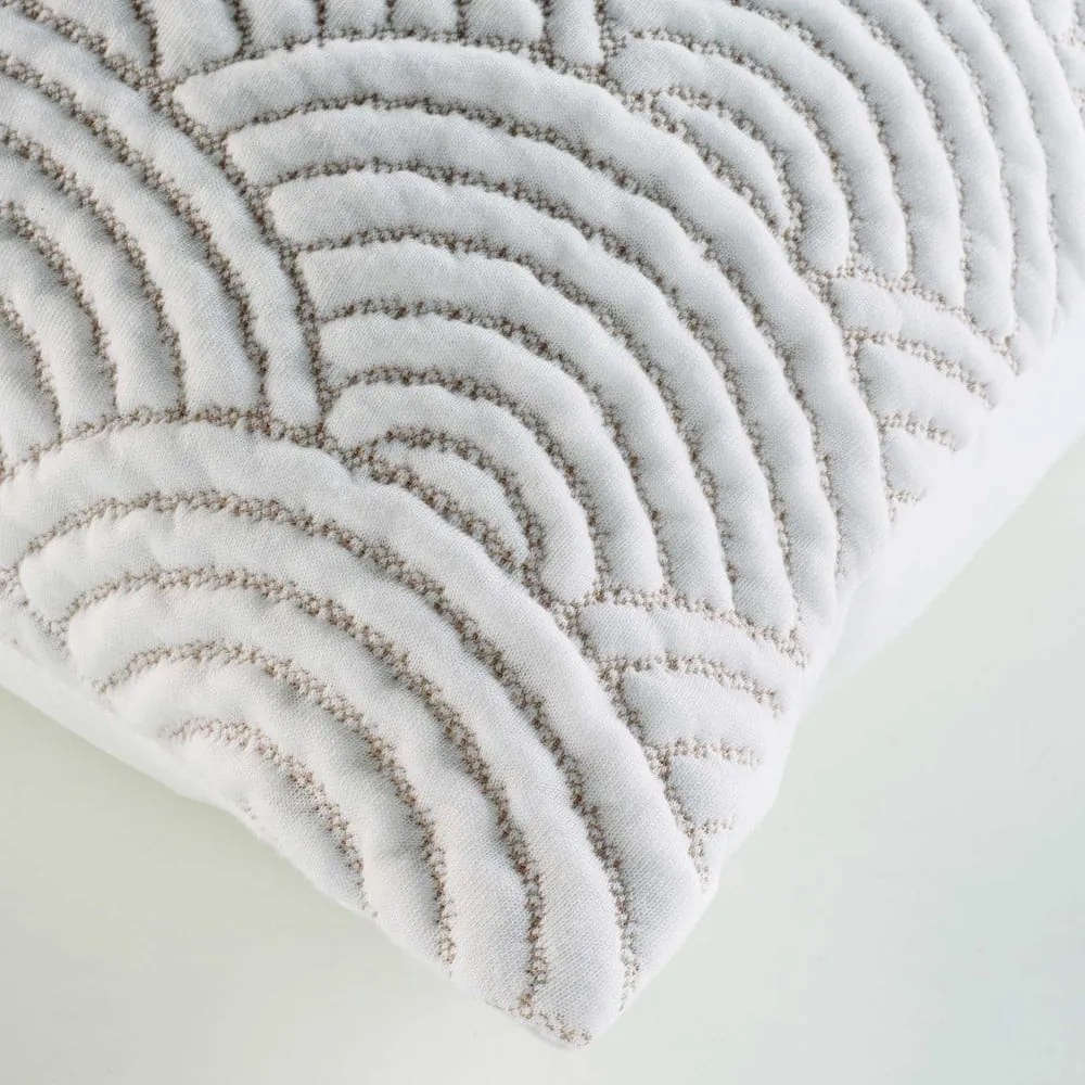 Biało-beżowy dżersejowy zestaw narzuty na łóżko i poszewki na poduszkę 240x260 cm Cassandra – douceur d'intérieur