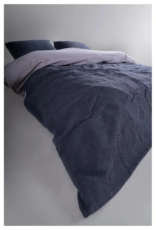 Ciemnoszary zestaw narzuty na łóżko i poszewki na poduszkę żakardowy 240x260 cm Jacquard – Mila Home Luxury