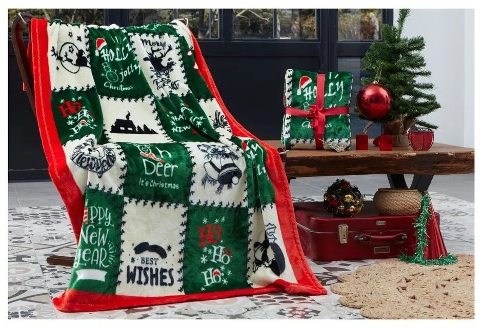 Zielony koc ze świątecznym motywem z mikropluszu 100x170 cm – Mila Home