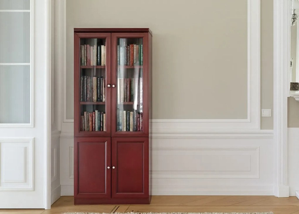 Klasyczna szafa biurowa z przeszklonymi górnymi drzwiami, dolne drzwi pełne. Fronty wykończone płyciną, drzwi zamykane na kluczyk, podwyższony cokół, wewnątrz regulowane półki. Wymiary szafy 80x40x200 cm.