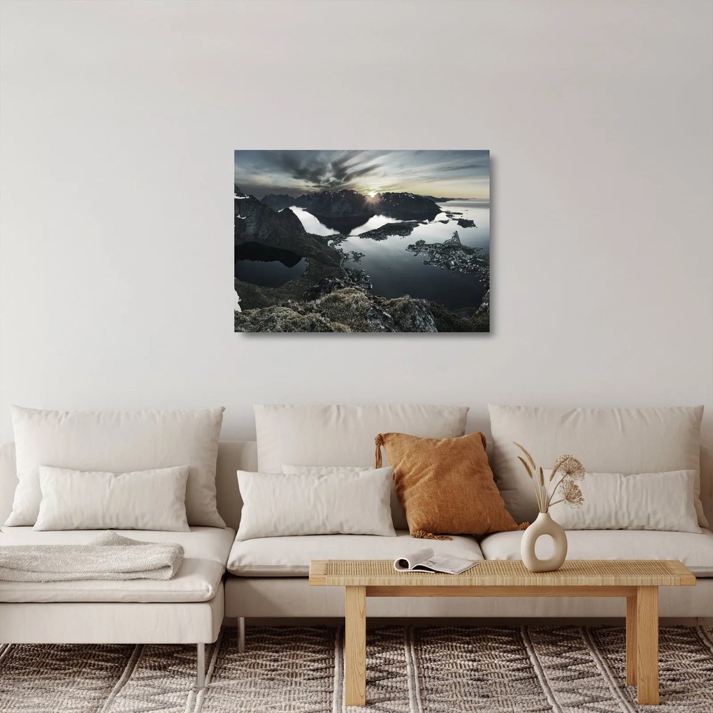 Obraz na szkle - Norweskie góry (70x50 cm)
