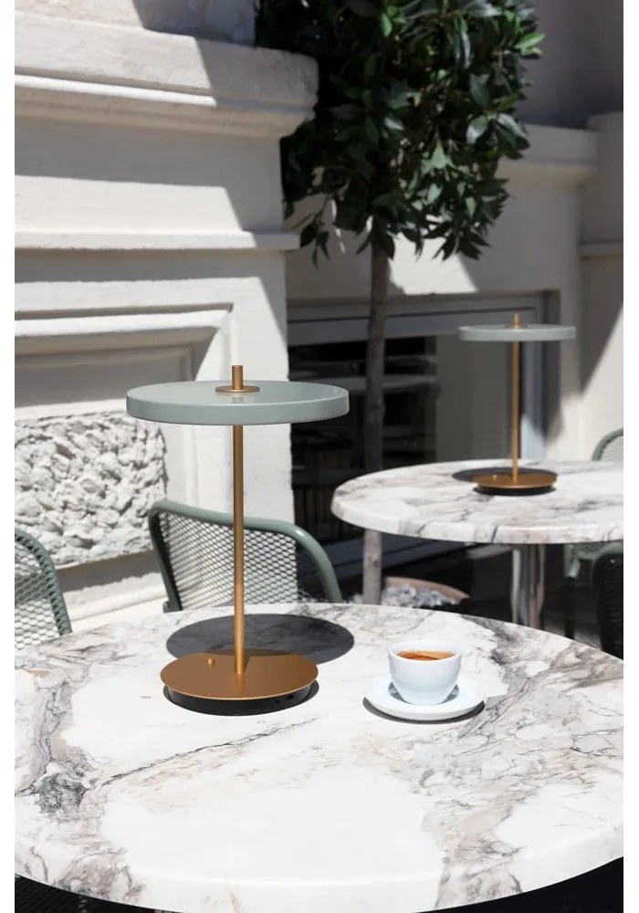 Jasnozielona lampa stołowa LED ze ściemniaczem i metalowym kloszem (wysokość 31 cm) Asteria Move – UMAGE