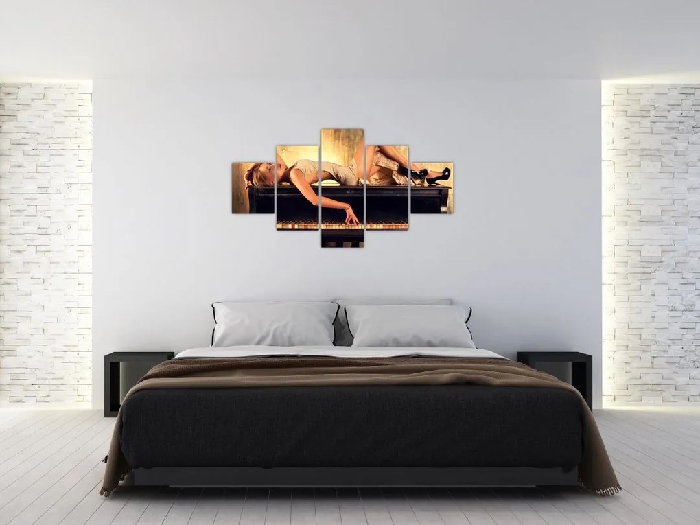 Obraz - Kobieta na fortepianie (125x70 cm)
