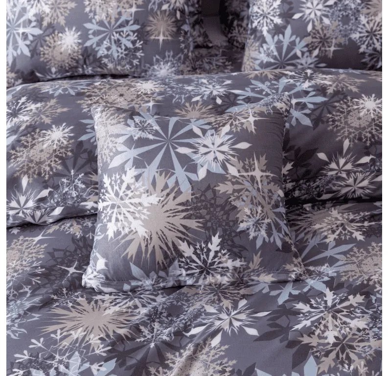 PrzytulneMieszkanie.pl PrzytulneMieszkanie.pl PrzytulneMieszkanie.pl Zestaw 2szt. pościeli z mikrofibry SNOWFLAKE niebiesko-szare + prześcieradło Jersey 180x200cm białe, podwójne łóżko