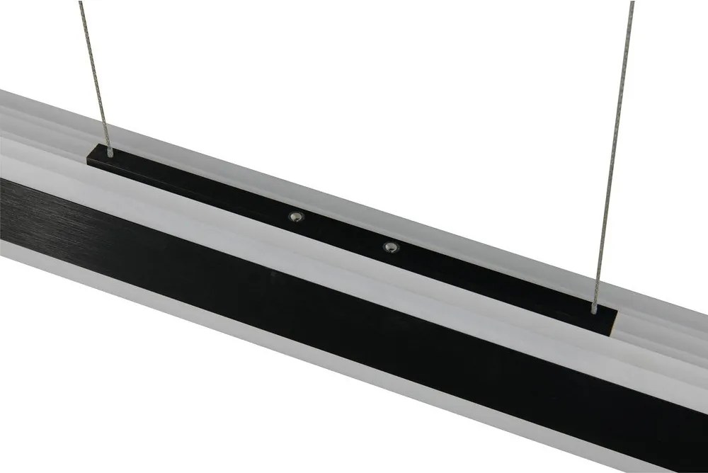 Lampa wisząca LED w kolorze matowej czerni z metalowym kloszem Arcola – Trio