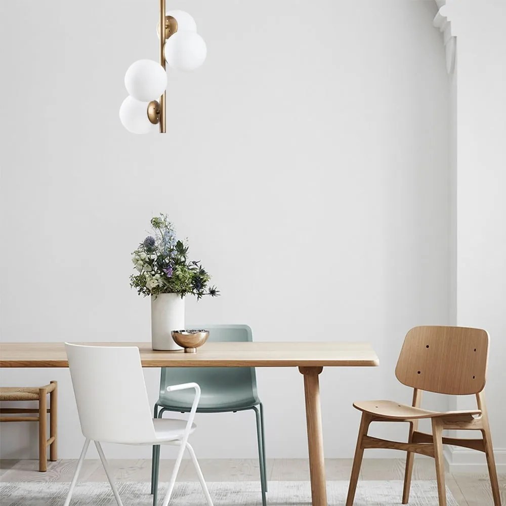 Biała/w kolorze mosiądzu lampa sufitowa ze szklanym kloszem ø 15 cm Faze – Opviq lights