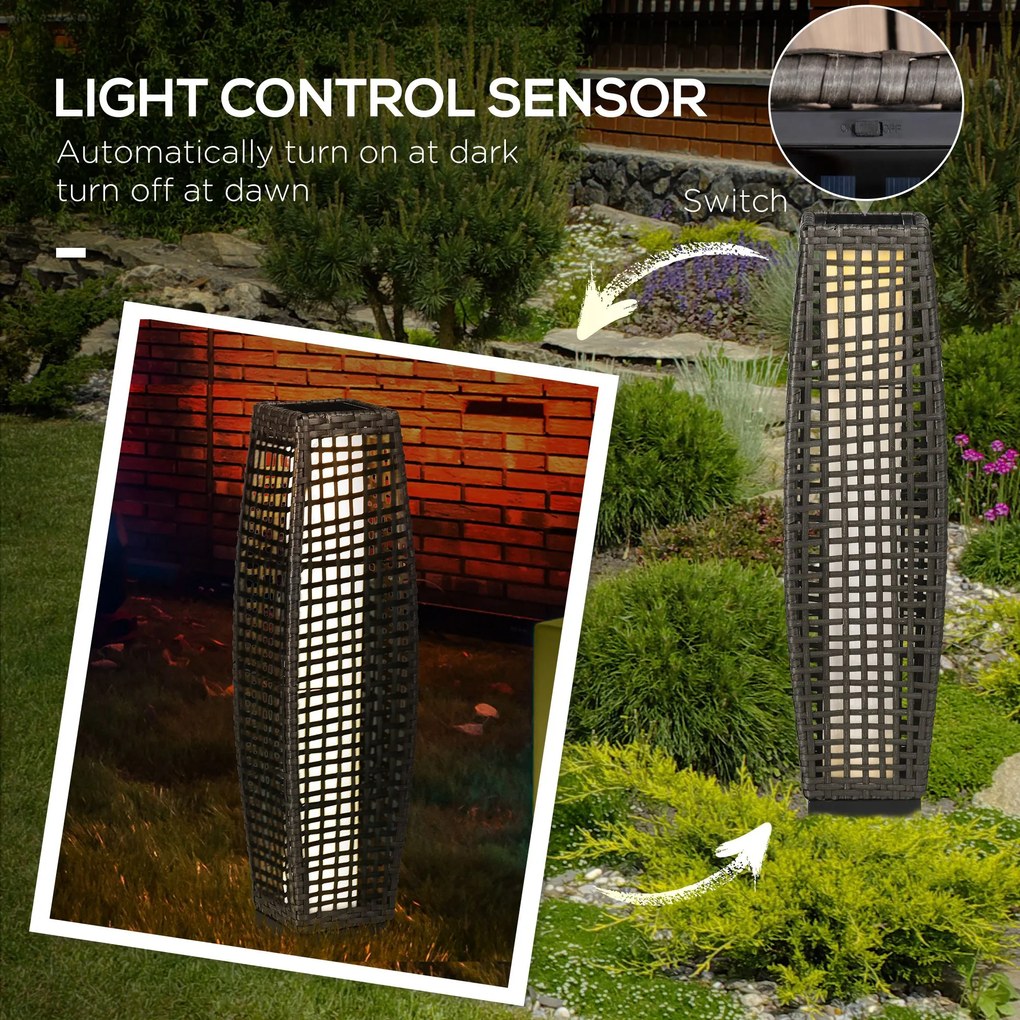 Outsunny Solarna lampa stojąca rattanowa z czujnikiem światła Automatyczna LED lampa solarna w stylu boho IP44 wodoszczelna | Aosom PL