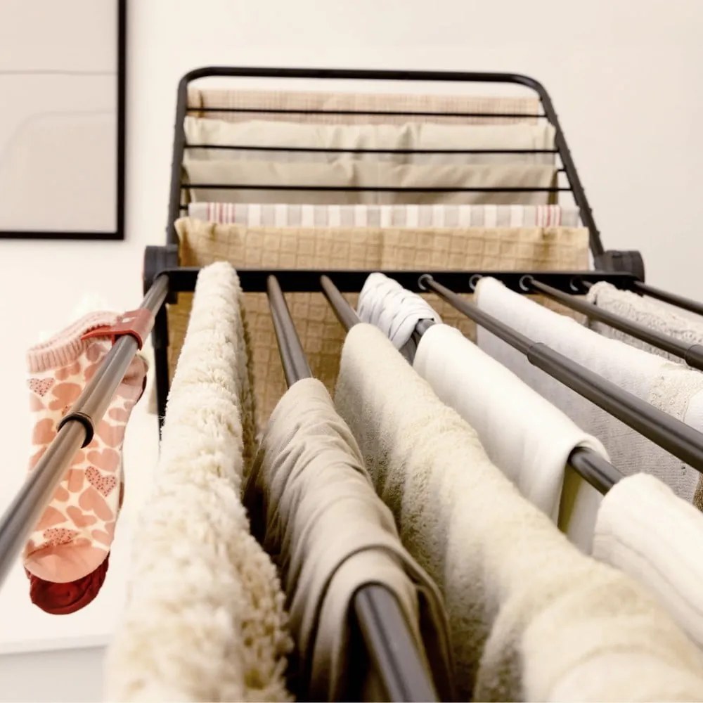 Czarna suszarka na pranie Infinity Flex 30m – Vileda