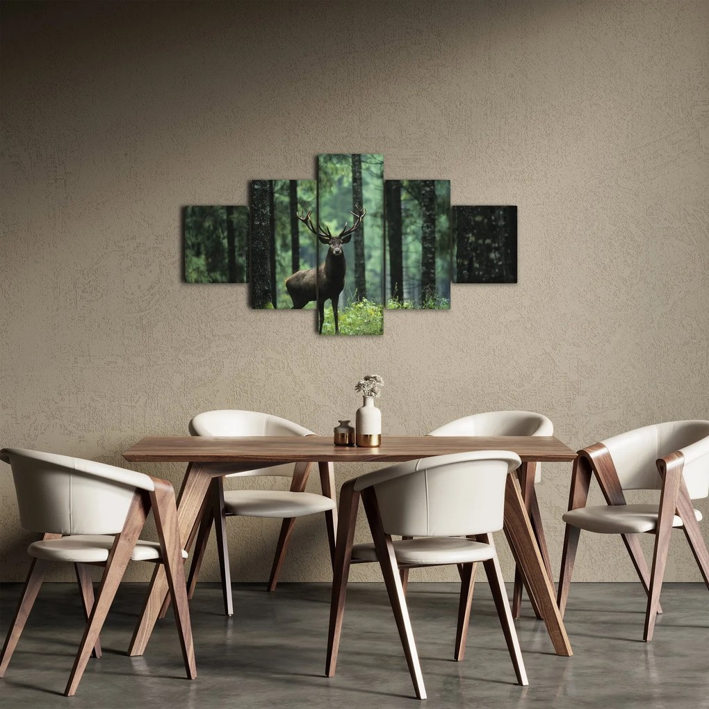 Obraz - Jeleń w głebokim lesie (125x70 cm)