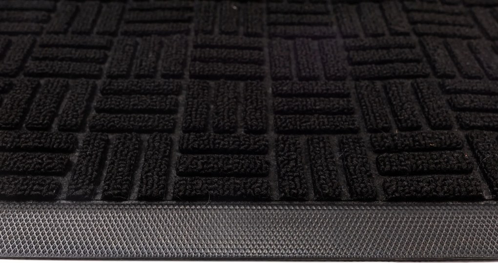 Wycieraczka 45x75cm materiałowa z gumowym spodem i krawędziami estetyczna