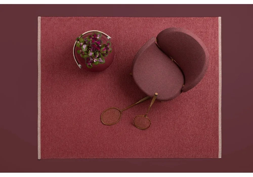 Czerwony chodnik odpowiedni na zewnątrz 70x300 cm Mono Blush – Pappelina