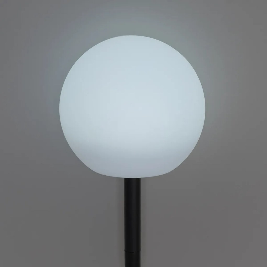 Zestaw 3 białych lamp podłogowych zewnętrznych z wbudowanymi diodami LED solarnymi IP44 - Ludger
