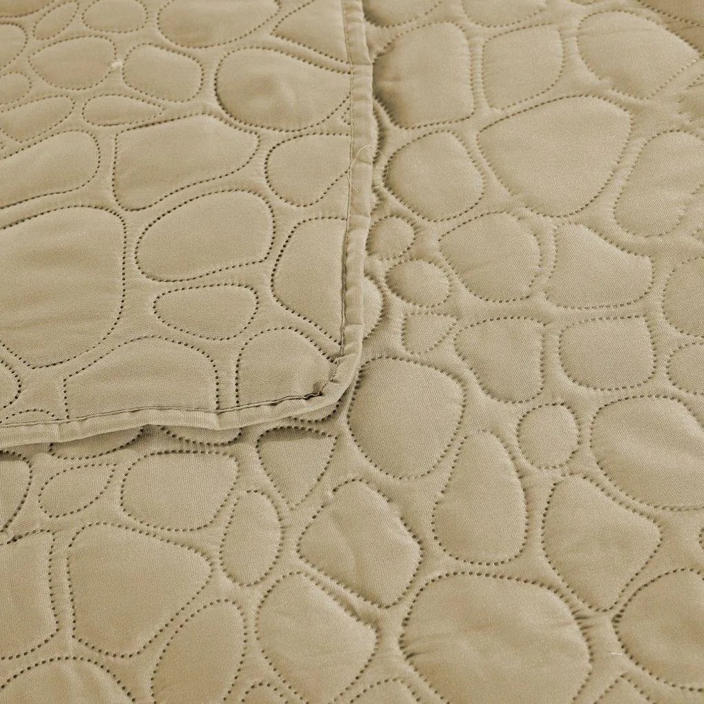 Beżowa narzuta na łóżko ze wzorem STONE Rozmiar: 200 x 220 cm