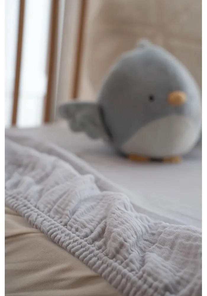 Szare prześcieradło dziecięce do łóżeczka muślinowe z gumką 60x120 cm Burumcuk – Mijolnir