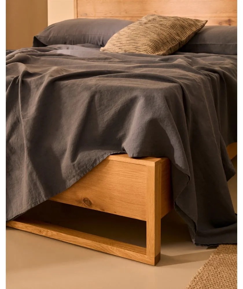 Łóżko jednoosobowe z litego drewna dębowego ze stelażem 90x190 cm Alguema – Kave Home