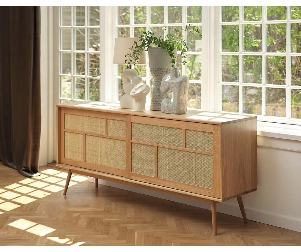 Niska komoda w dekorze dębu z drzwiami przesuwnymi w naturalnym kolorze 180x80 cm Barrali – Unique Furniture
