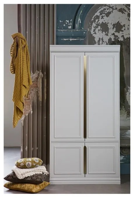 Jasnoszara szafa z litego drewna sosnowego 110x215x62 cm Organize – WOOOD