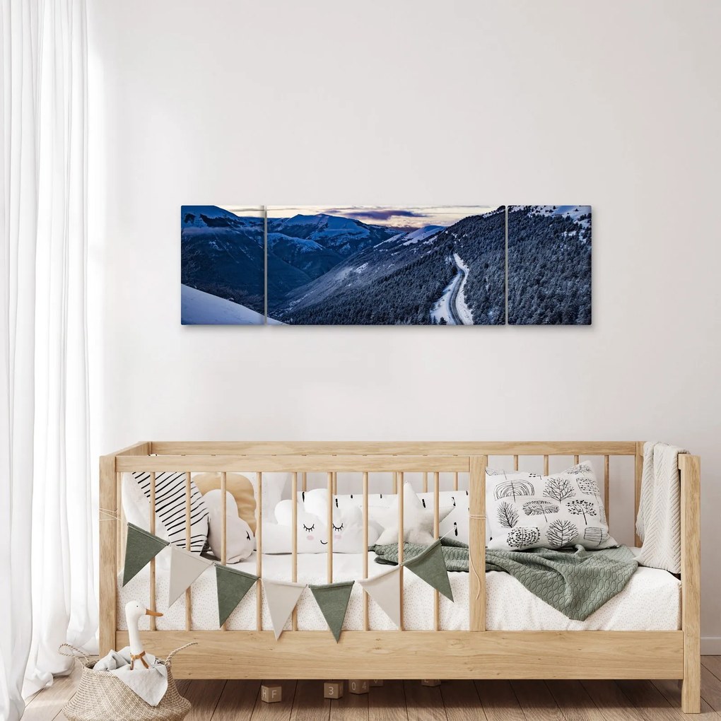 Obraz ośnieżonego stoku (170x50 cm)