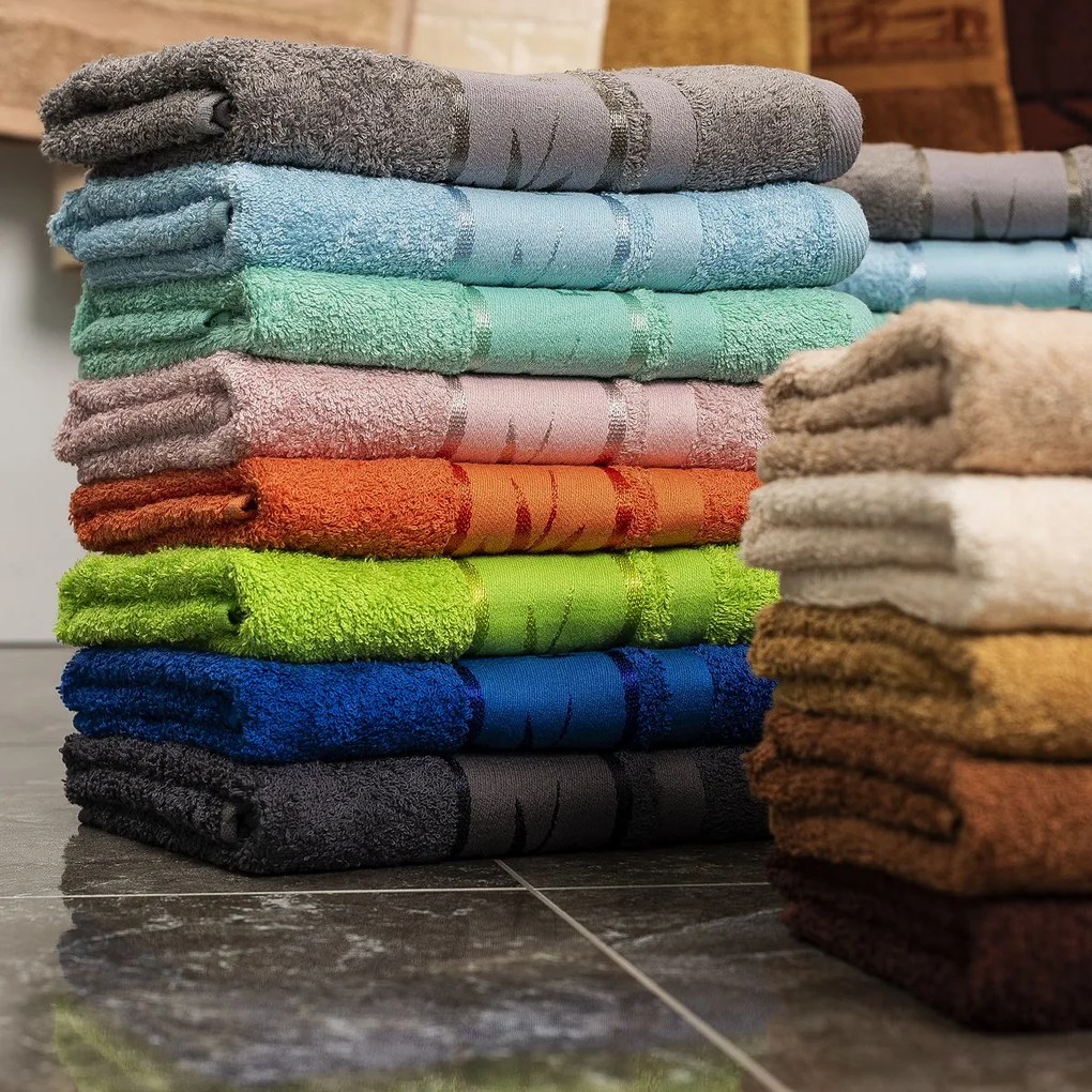 4Home Komplet Bamboo Premium ręczników różowy, 70 x 140 cm, 50 x 100 cm