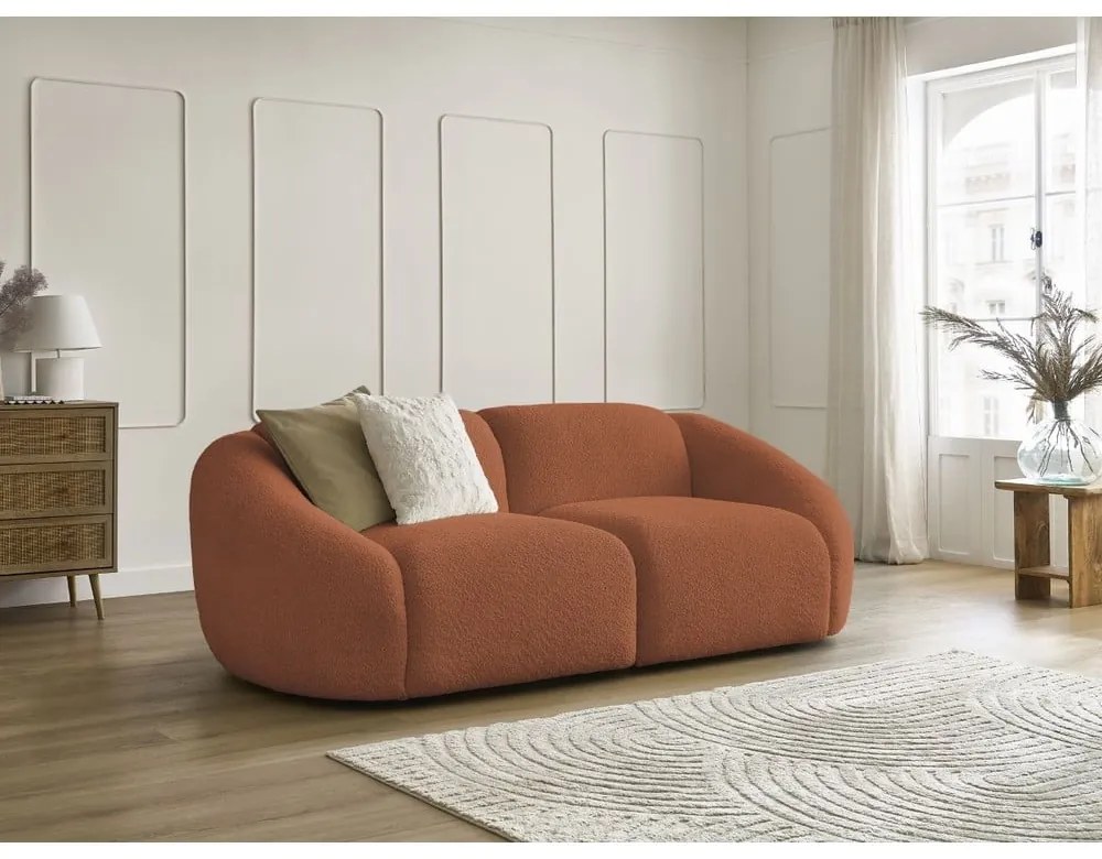 Pomarańczowa sofa z materiału bouclé 230 cm Tina – Bobochic Paris