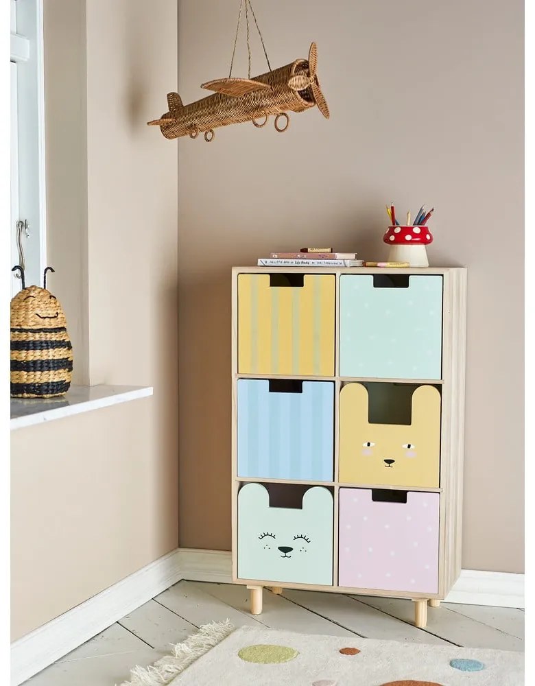 Niska komoda dziecięca z litego drewna paulowni w naturalnym kolorze 25,5x88,5 cm Calle – Bloomingville Mini