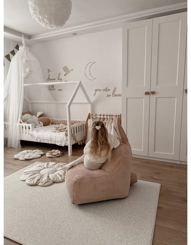 Jasnoróżowy dziecięcy worek do siedzenia Funny Bunny – The Brooklyn Kids