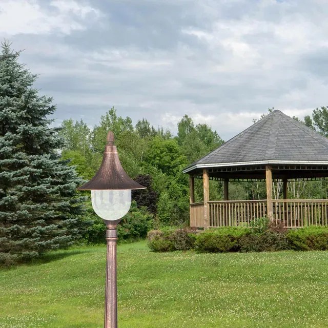 Czarno-złota lampa ogrodowa stojąca retro słupek B1-P30