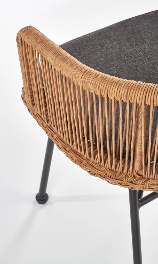 Rattanowe krzesło z podłokietnikami K400