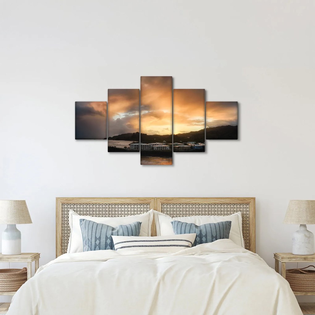 Obraz - plaża z pochmurnym niebem (125x70 cm)