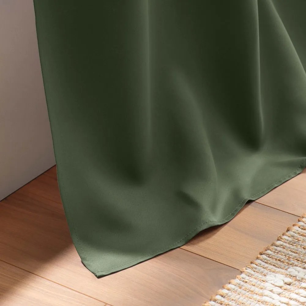 Zasłona zaciemniająca w kolorze khaki 135x280 cm Occult – douceur d'intérieur