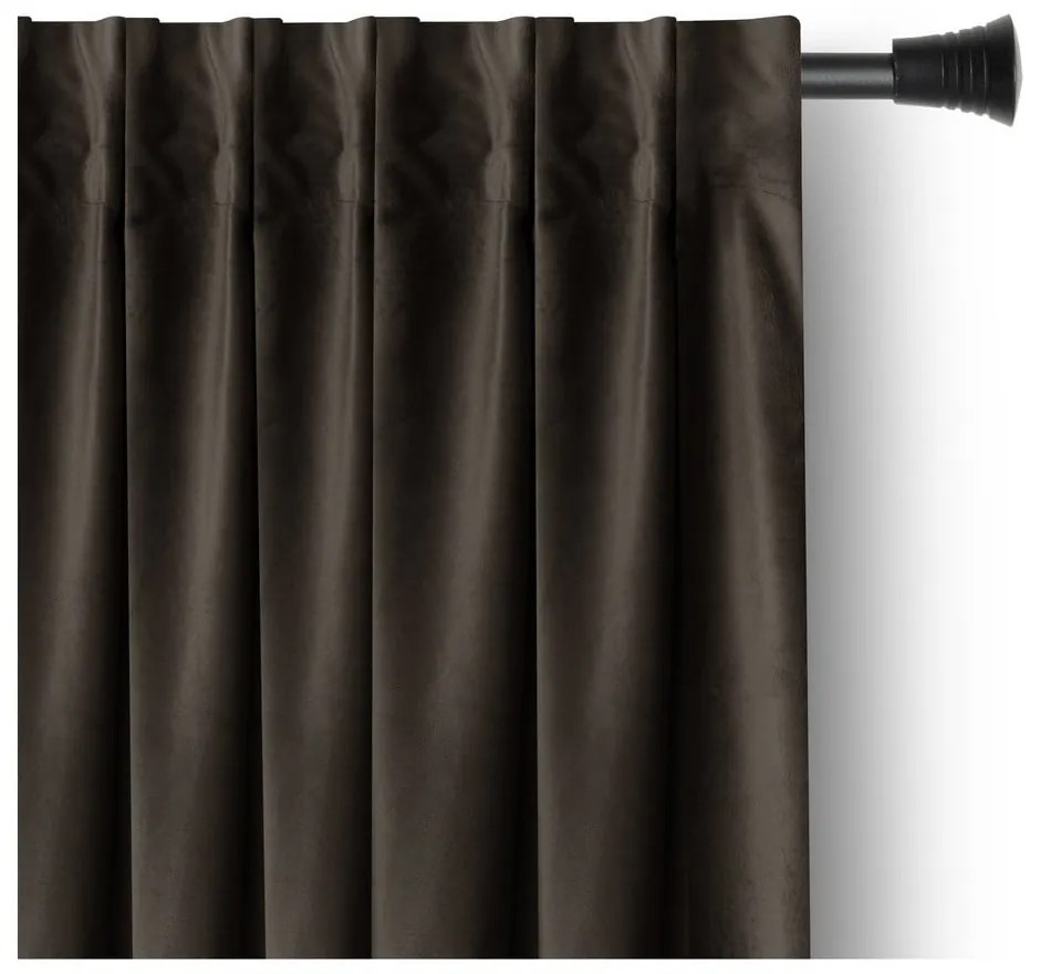 Brązowa aksamitna zasłona częściowo zaciemniająca (dimout) 140x245 cm Pleat – Restilo
