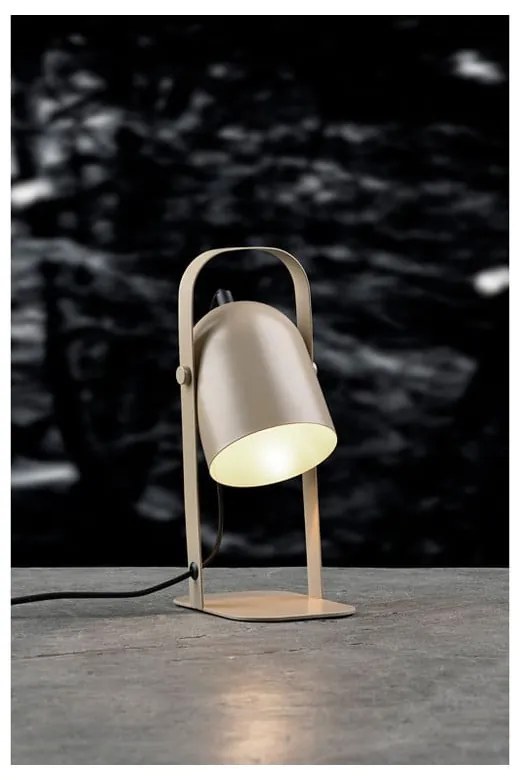 Brązowa lampa stołowa Nesvik – Villa Collection