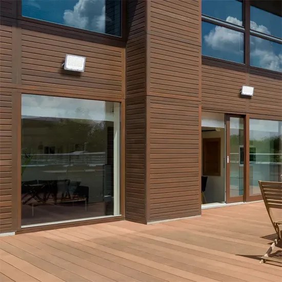 Lampa solarna z czujką ruchu - 6X N33 S0-W73