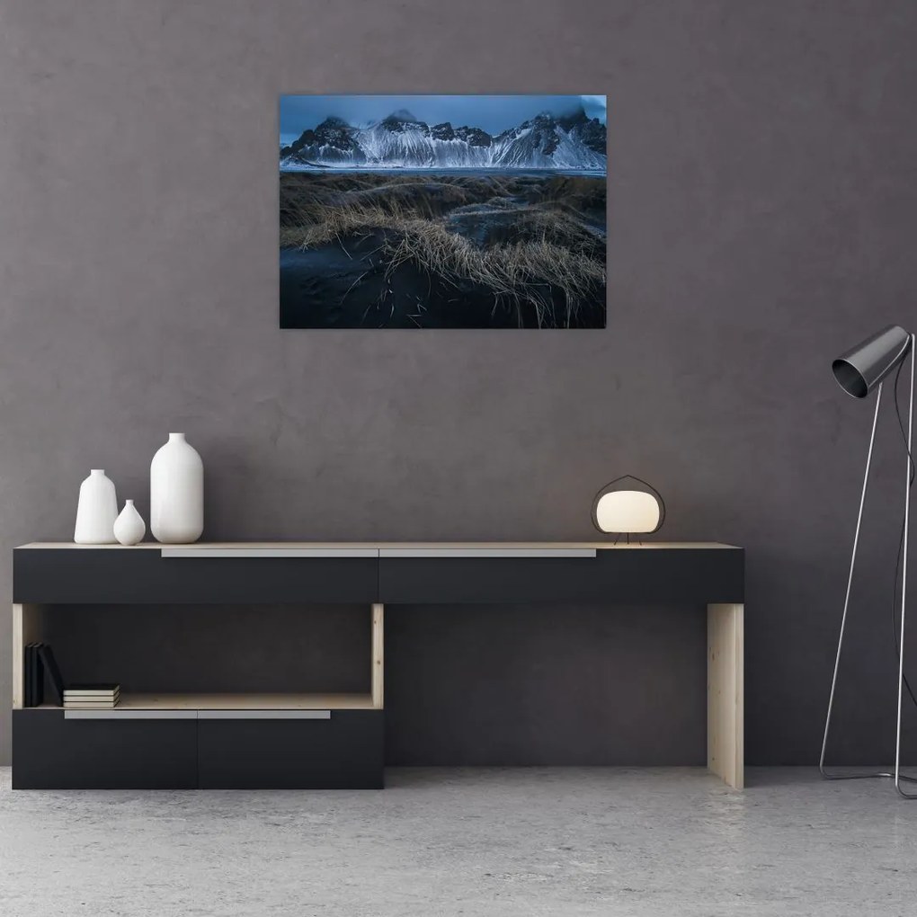 Obraz na szkle z widokiem na islandzkie szczyty (70x50 cm)