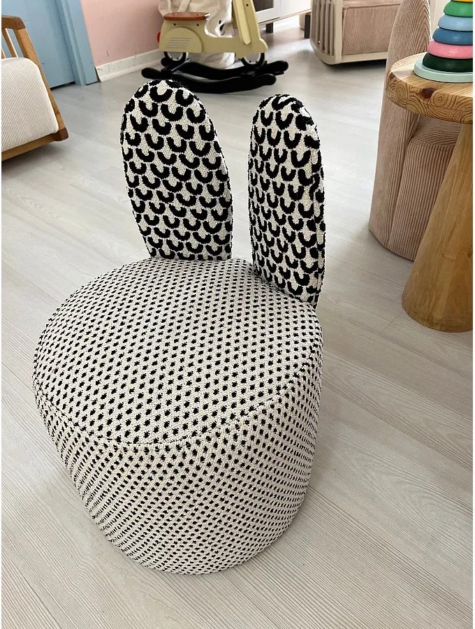 Stylowy fotel uszak, tkanina w kolorze czarno-białym, 39 x 58 x 39 cm | 100% poliester, piankowe wypełnienie, plastikowe nogi | Idealny do salonów