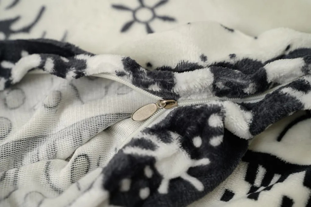 PrzytulneMieszkanie.pl PrzytulneMieszkanie.pl Pościel z mikropluszu WINTER DEER szare Rozmiar pościeli: 70 x 90 cm | 140 x 200 cm